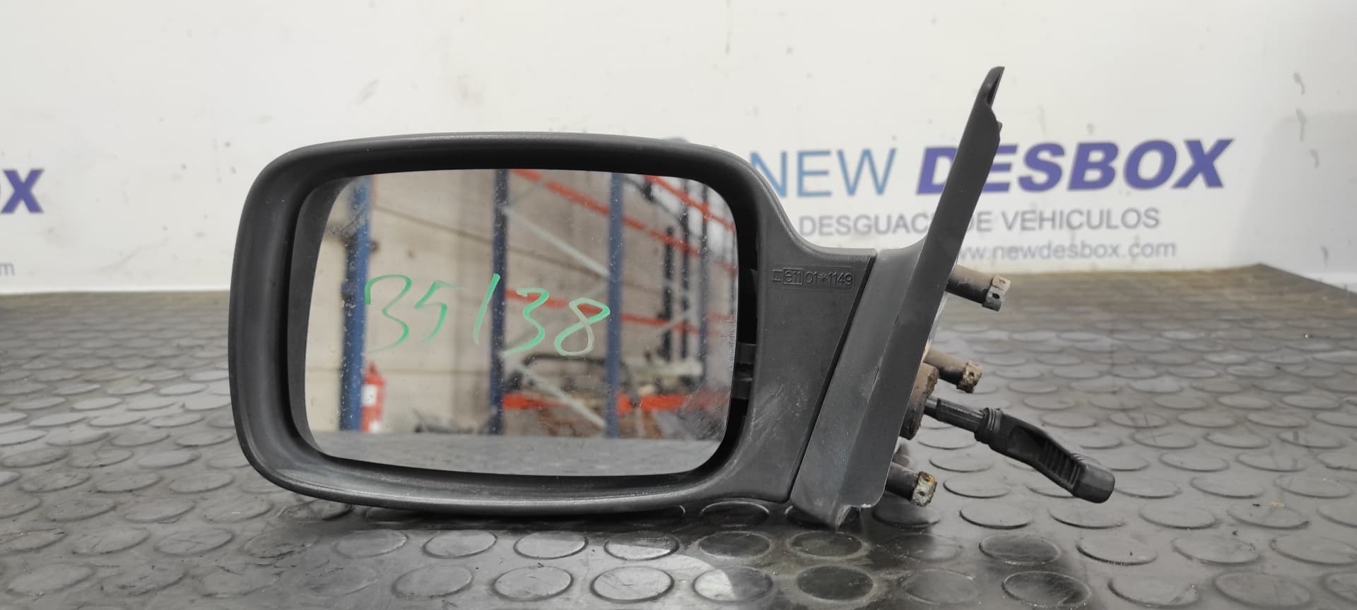 Recambio de RETROVISOR IZQUIERDO para FORD ORION CL F6F referencia OEM IAM 86AB17683CC   - GRIS