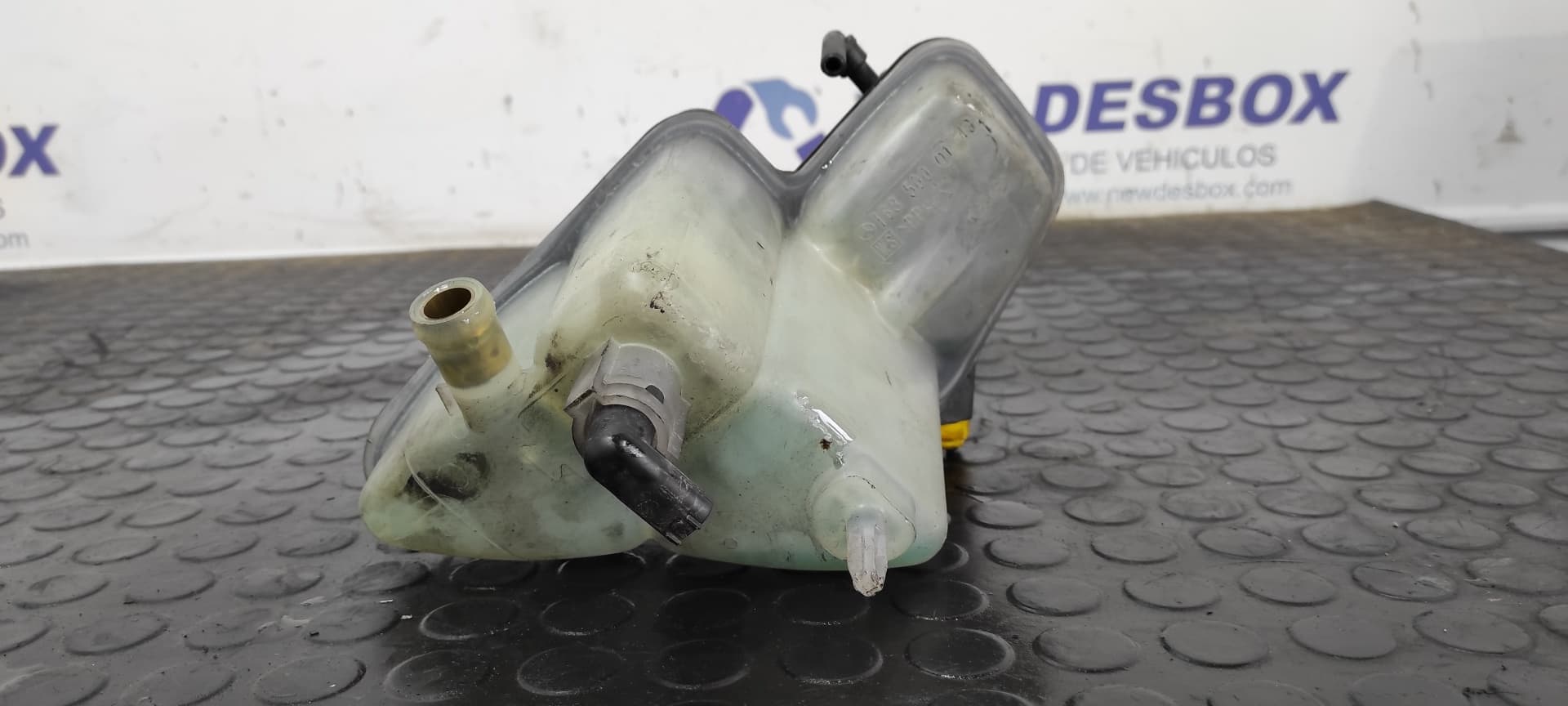 Recambio de DEPOSITO EXPANSION para MERCEDES-BENZ CLASE A (W168) 170 CDI (168.008) OM668940 referencia OEM IAM 1685000140   - GRANATE 6