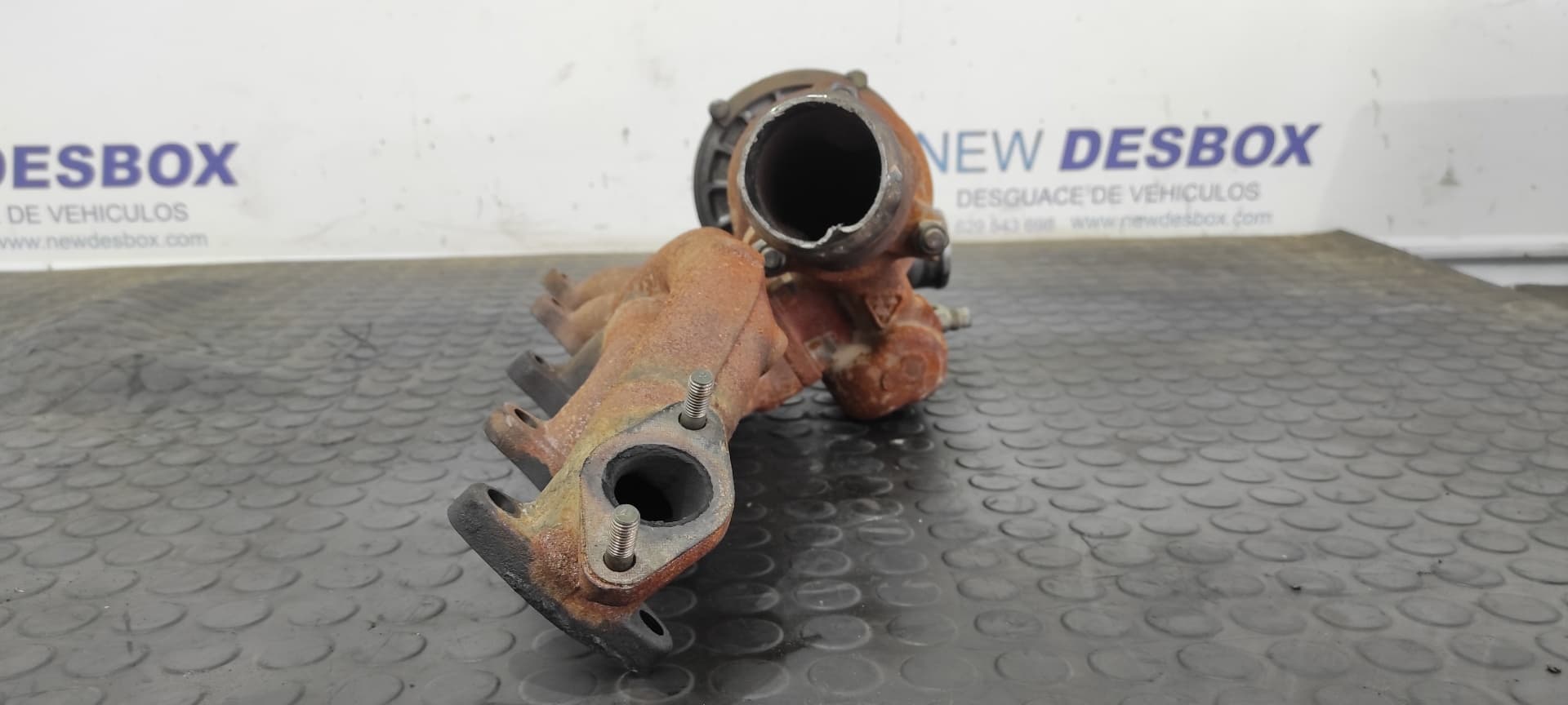 Recambio de TURBOCOMPRESOR para AUDI A6 BERLINA (4B2) referencia OEM IAM 046145703G   - PLATA 6