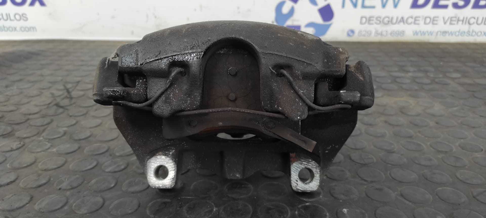 Recambio de PINZA DE FRENO DELANTERA DERECHA para OPEL ZAFIRA B Cosmo Z19DT referencia OEM IAM FN3 5725 / 9824   - BLANCO 8