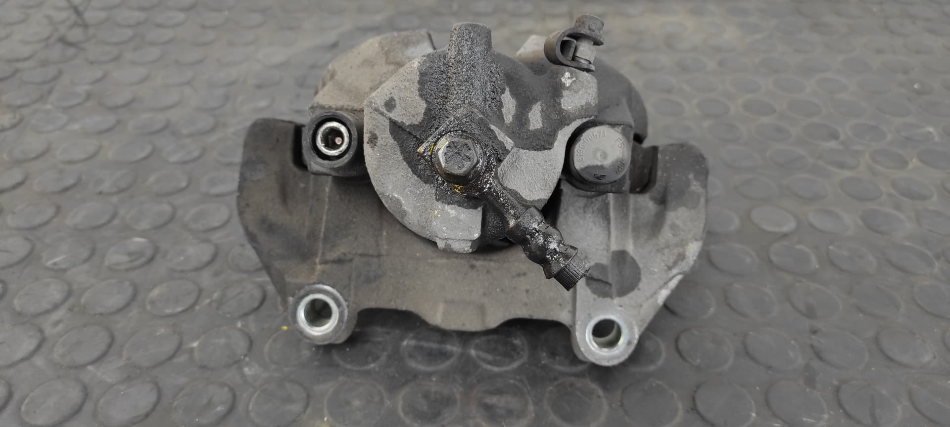 Recambio de PINZA DE FRENO DELANTERA DERECHA para OPEL ZAFIRA B Cosmo Z19DT referencia OEM IAM FN3 5725 / 9824   - BLANCO 3