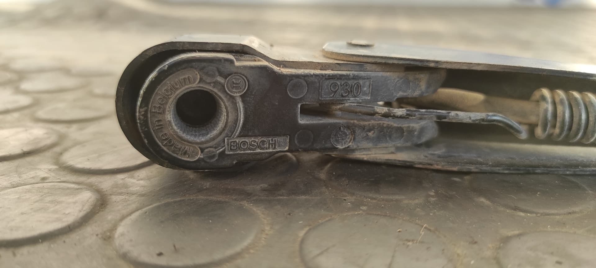 Recambio de BRAZO LIMPIA TRASERO para CITROEN BERLINGO 1.9 D SX Familiar WJZ referencia OEM IAM BOSCH 930   - AMARILLO 2
