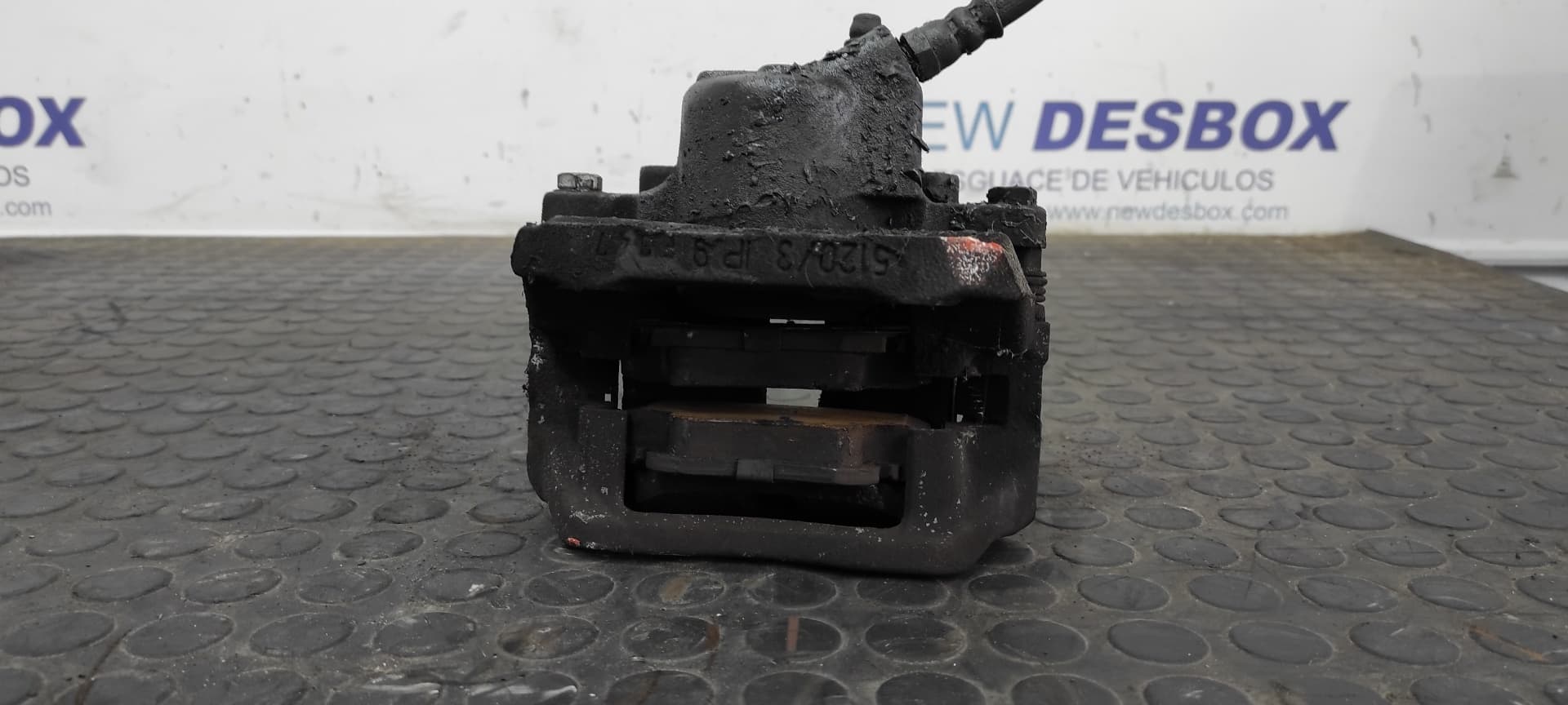 Recambio de PINZA DE FRENO DELANTERA DERECHA para DACIA LOGAN K7M F7 referencia OEM IAM 133515   - BLANCO 4