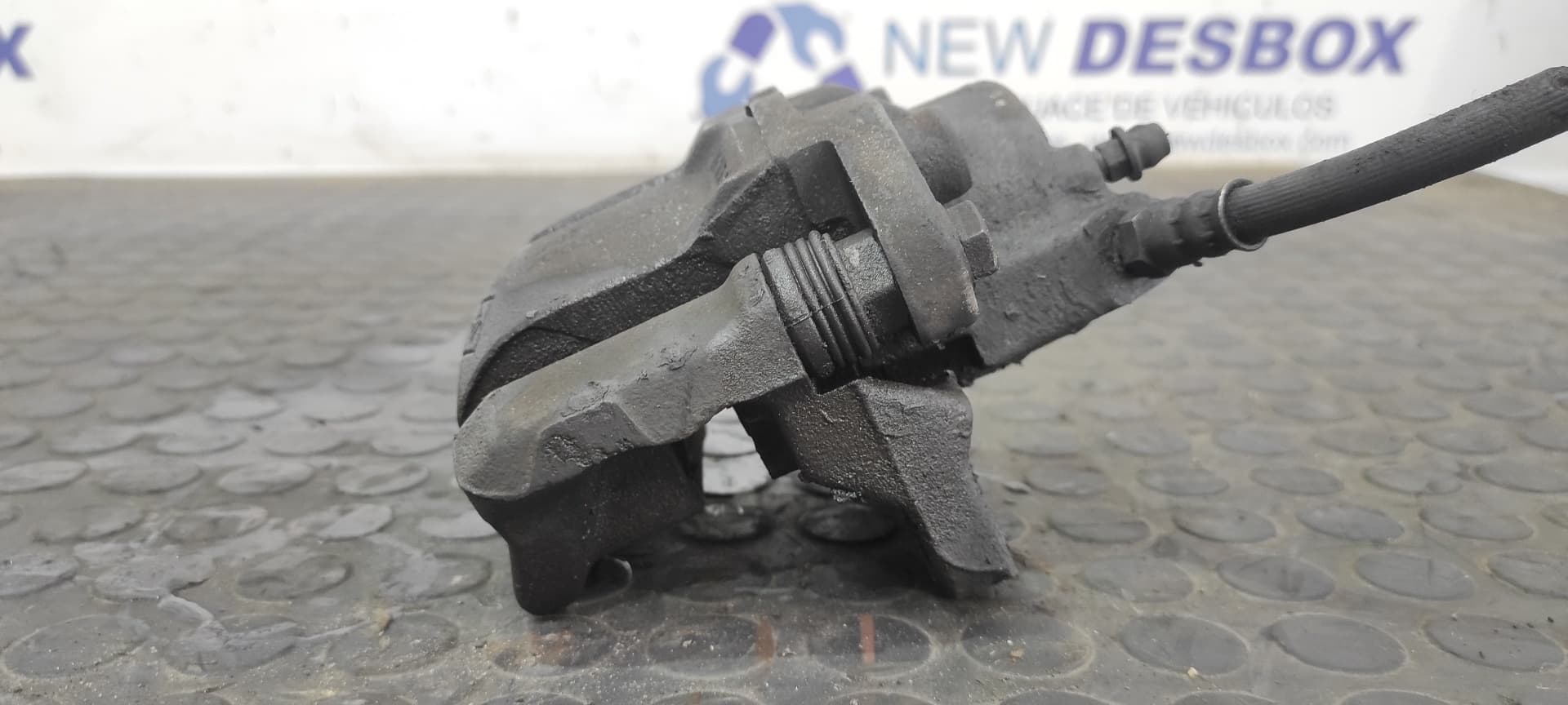 Recambio de PINZA DE FRENO DELANTERA IZQUIERDA para DACIA LOGAN Ambiance K7M F7 referencia OEM IAM 133415   - BLANCO 6