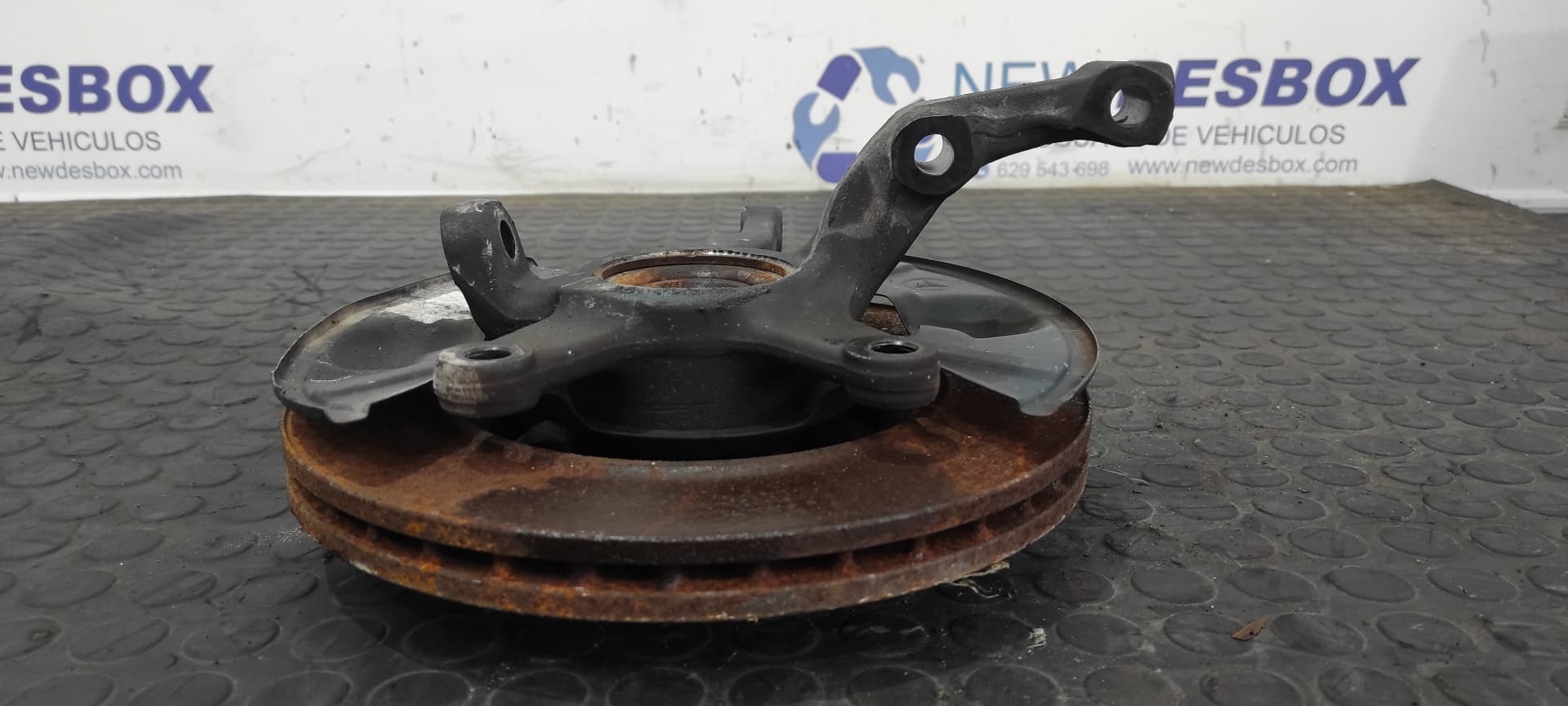 Recambio de MANGUETA DELANTERA DERECHA para MERCEDES-BENZ CLASE A (W168) OM668940 referencia OEM IAM 6813 124   - GRANATE 3