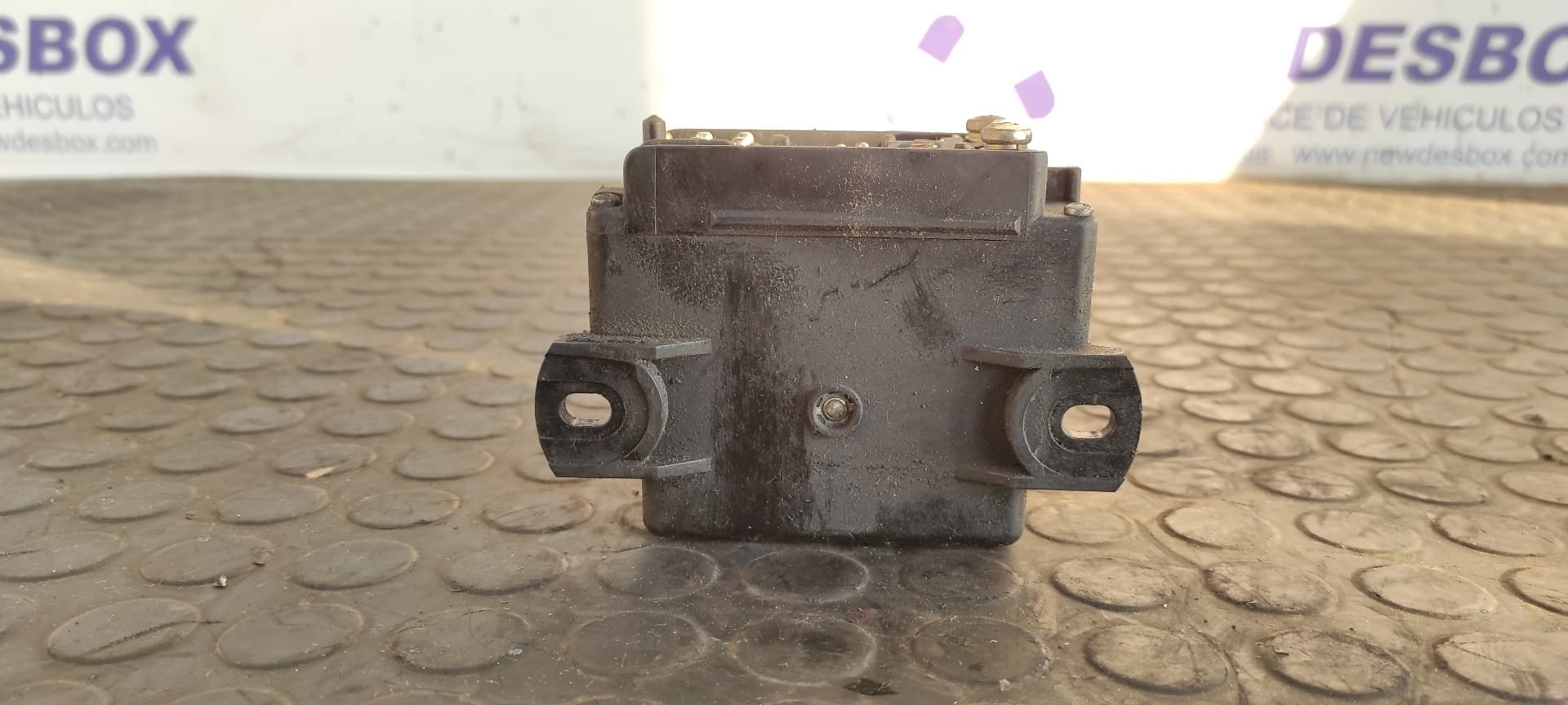 Recambio de CAJA PRECALENTAMIENTO para VOLKSWAGEN LT CAJA ABIERTA (MOD. 1997) LT  28  Caja abierta ATA referencia OEM IAM 2D0911253A   - BLANCO 2