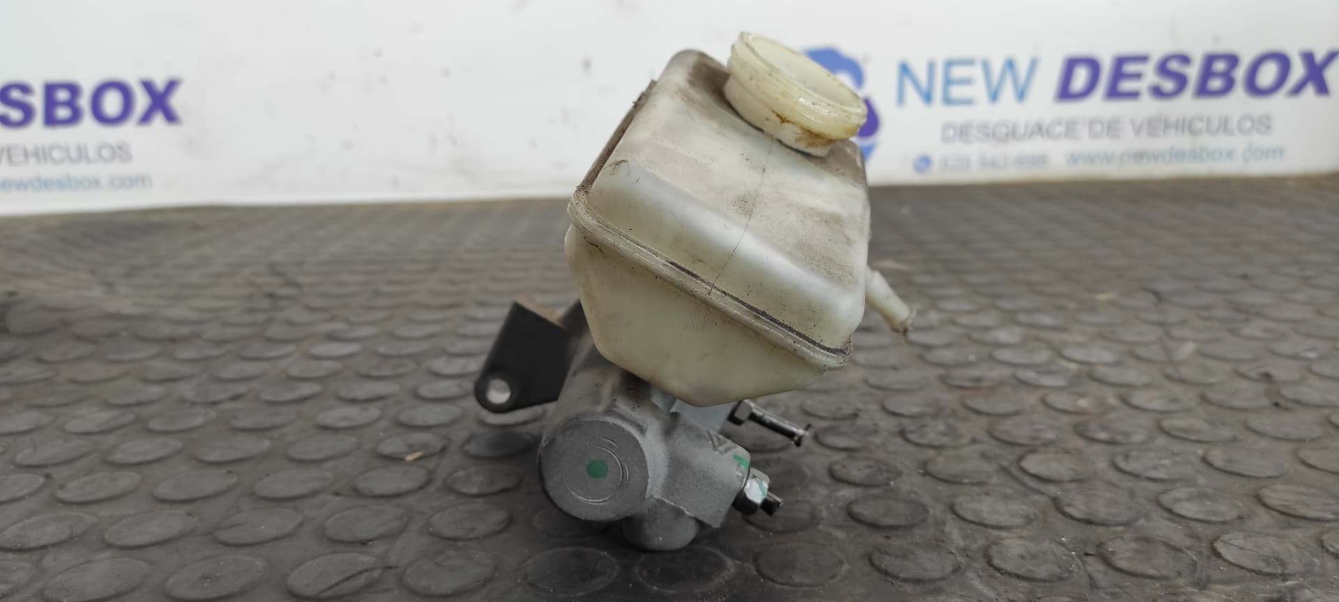 Recambio de BOMBA FRENO para DACIA LOGAN Ambiance K7M F7 referencia OEM IAM A35405 7856   - BLANCO 2