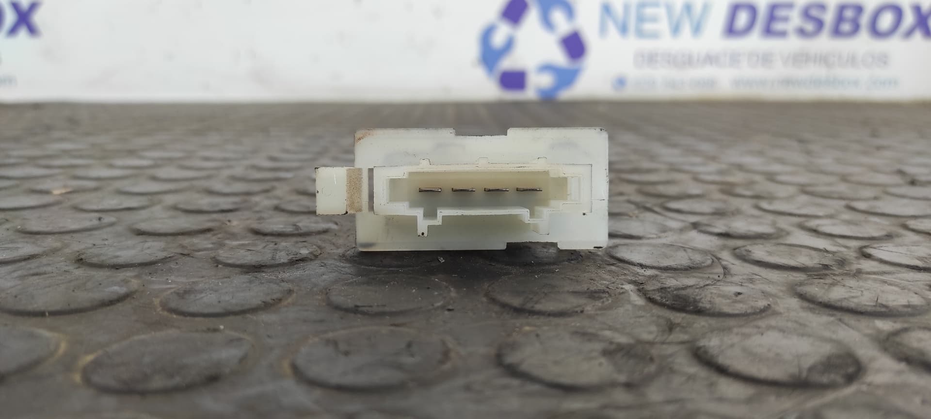 Recambio de RESISTENCIA CALEFACCION para DACIA LOGAN Ambiance K7M F7 referencia OEM IAM    - BLANCO 2