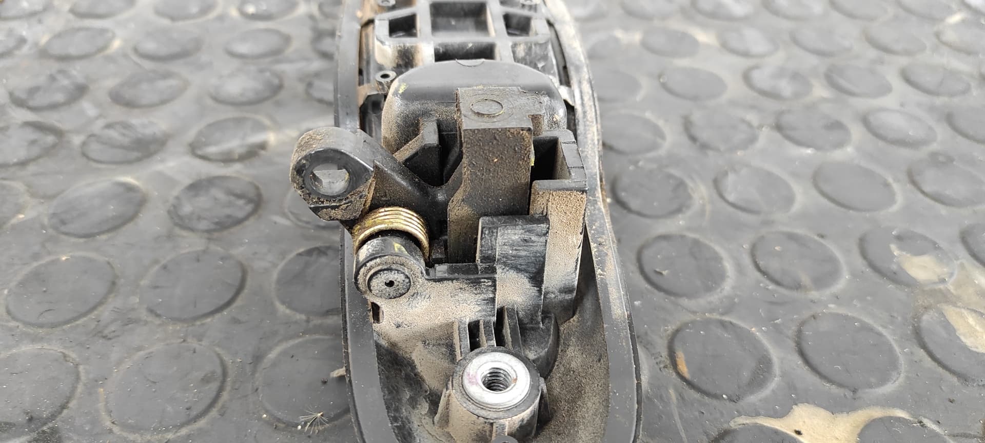 Recambio de MANETA DELANTERA IZQUIERDA para SUZUKI GRAND VITARA 3 PUERTAS SQ (GT) 2.0 TD Básico RHW referencia OEM IAM 8282065D00   - GRIS 4
