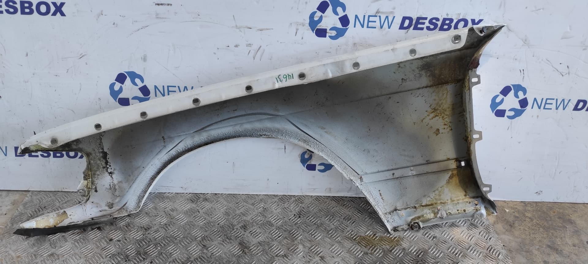 Recambio de ALETA DELANTERA DERECHA para MERCEDES-BENZ CLASE S (W126) BERLINA+COUPE M117968 referencia OEM IAM    - BLANCO 10