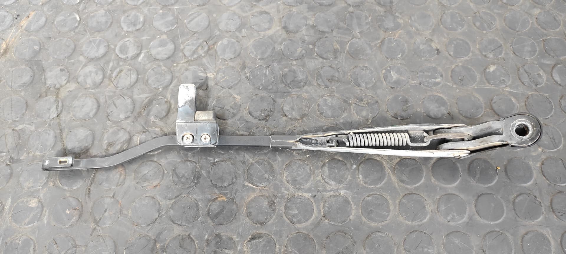 Recambio de BRAZO LIMPIA TRASERO para SSANGYONG REXTON 2.9 TD GLS D/662LA referencia OEM IAM YDPS ZCJ SS   - PLATA 3