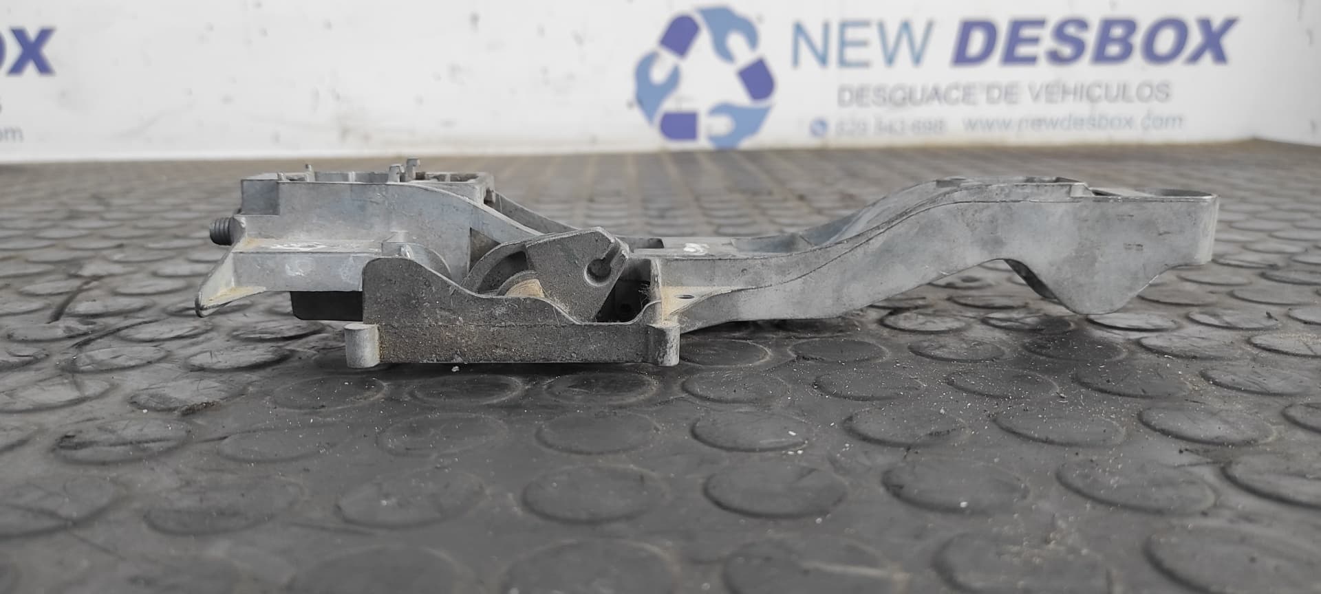 Recambio de MANETA DELANTERA IZQUIERDA para PEUGEOT 207 XS Pack KFVTU3A referencia OEM IAM 9680168680   - NEGRO 3