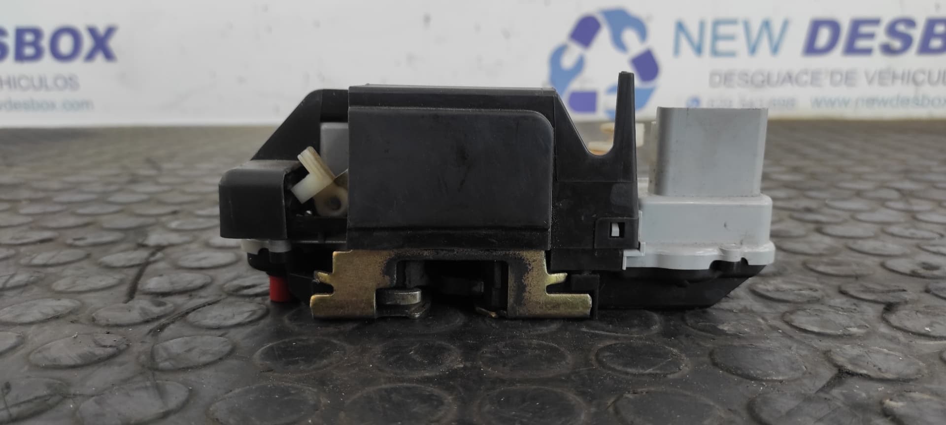 Recambio de CERRADURA PUERTA TRASERA DERECHA para CITROEN C5 BERLINA RLZEW10D referencia OEM IAM    - GRIS 3