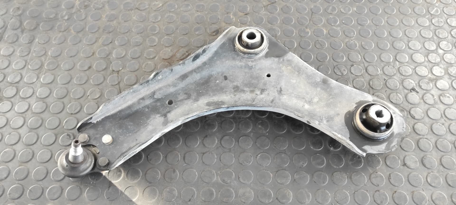 Recambio de BRAZO IZQUIERDO INFERIOR DELANTERO para RENAULT MEGANE III BERLINA 5 P GT-Style H5F 4A referencia OEM IAM 545018194R   - BLANCO