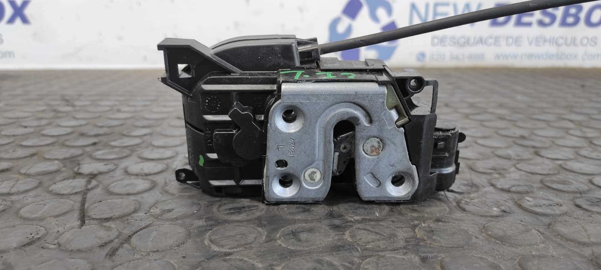 Recambio de CERRADURA PUERTA TRASERA IZQUIERDA para RENAULT MEGANE III BERLINA 5 P H5F 4A referencia OEM IAM 825030002R   - BLANCO 5