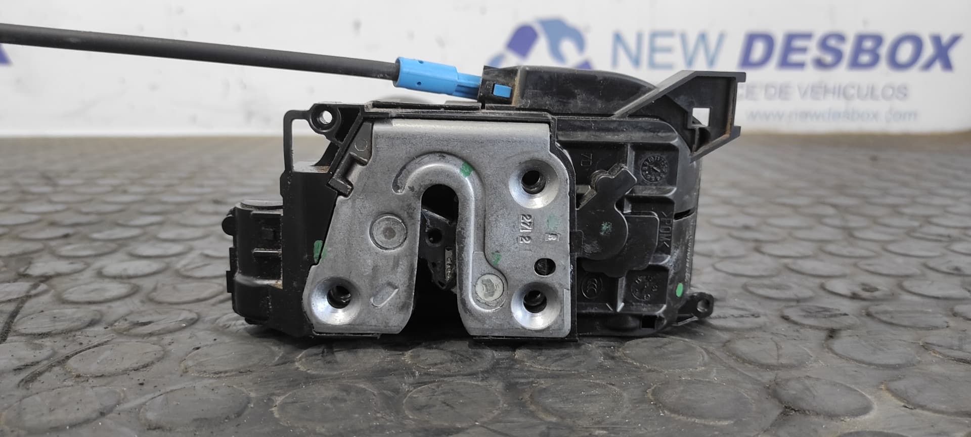 Recambio de CERRADURA PUERTA DELANTERA DERECHA para RENAULT MEGANE III BERLINA 5 P H5F 4A referencia OEM IAM 805020001R   - BLANCO 5