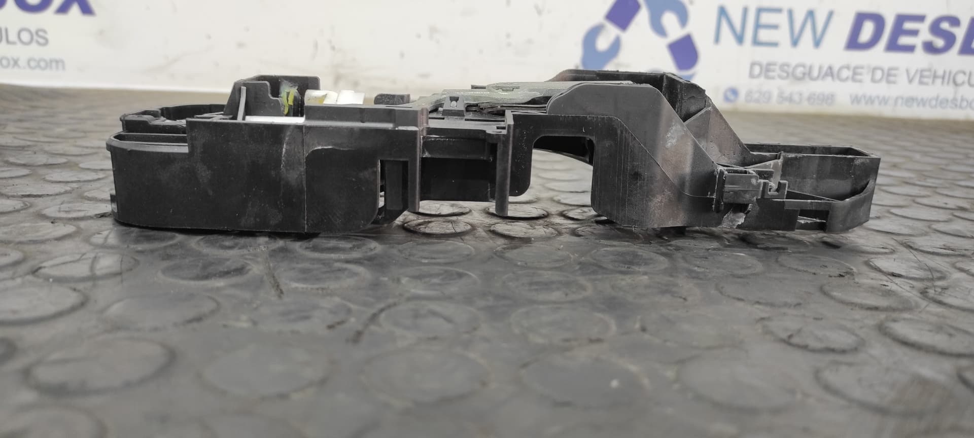 Recambio de MANETA  TRASERA IZQUIERDA para RENAULT MEGANE III BERLINA 5 P GT-Style H5F 4A referencia OEM IAM 806070032R   - BLANCO 2