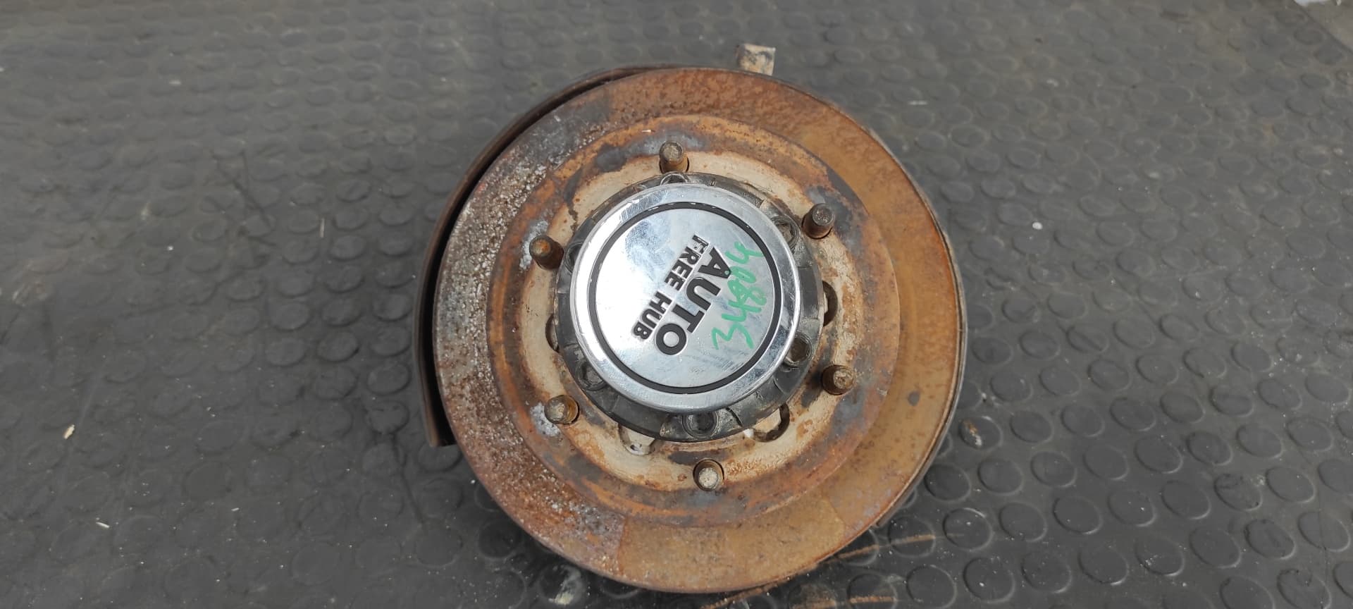 Recambio de MANGUETA DELANTERA DERECHA para MITSUBISHI MONTERO (L040) 4D56 referencia OEM IAM 14R   - PLATA 2