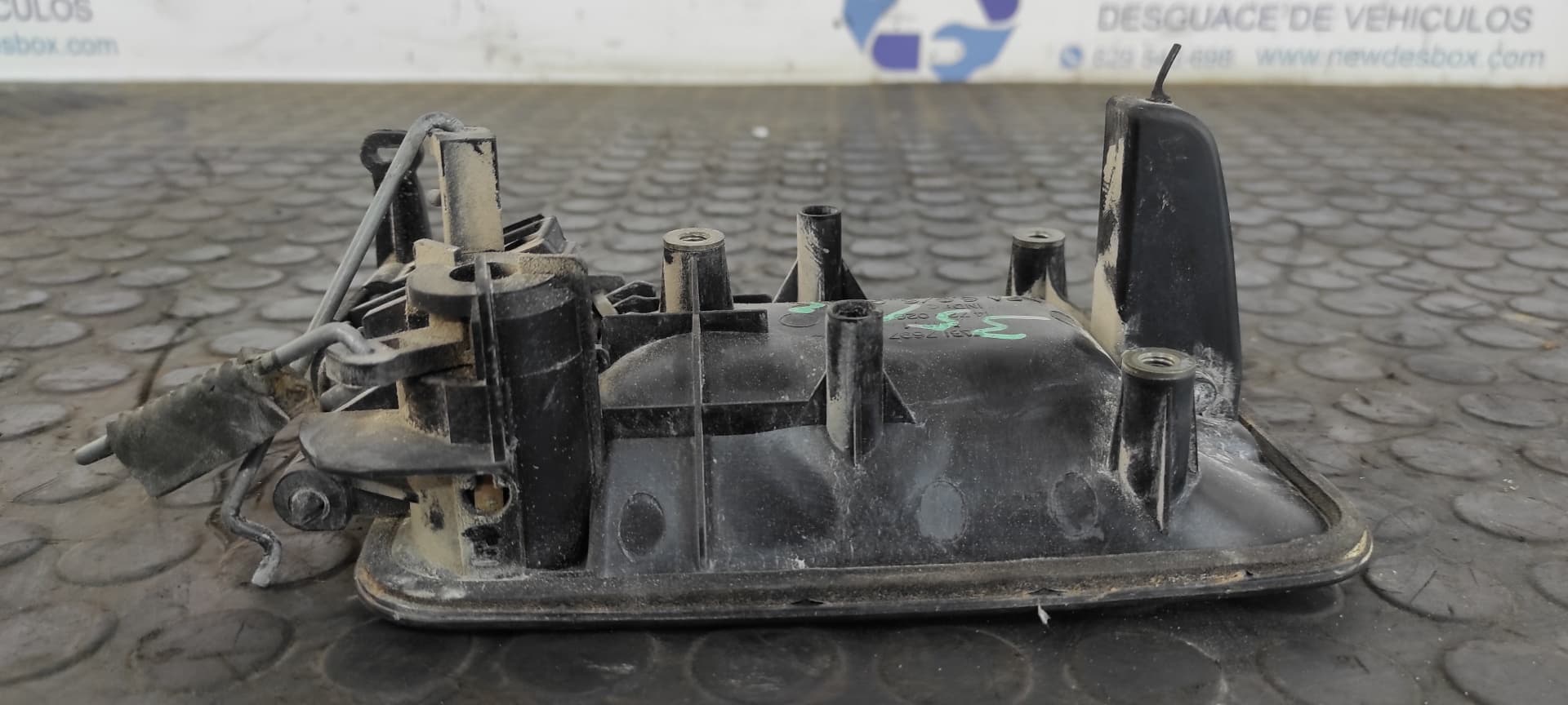 Recambio de MANETA TRASERA DERECHA para FIAT SCUDO (222) 2.0 16V JTD ELX Kombi (7 Sitze) RHW referencia OEM IAM 1472002077   - BLANCO 3