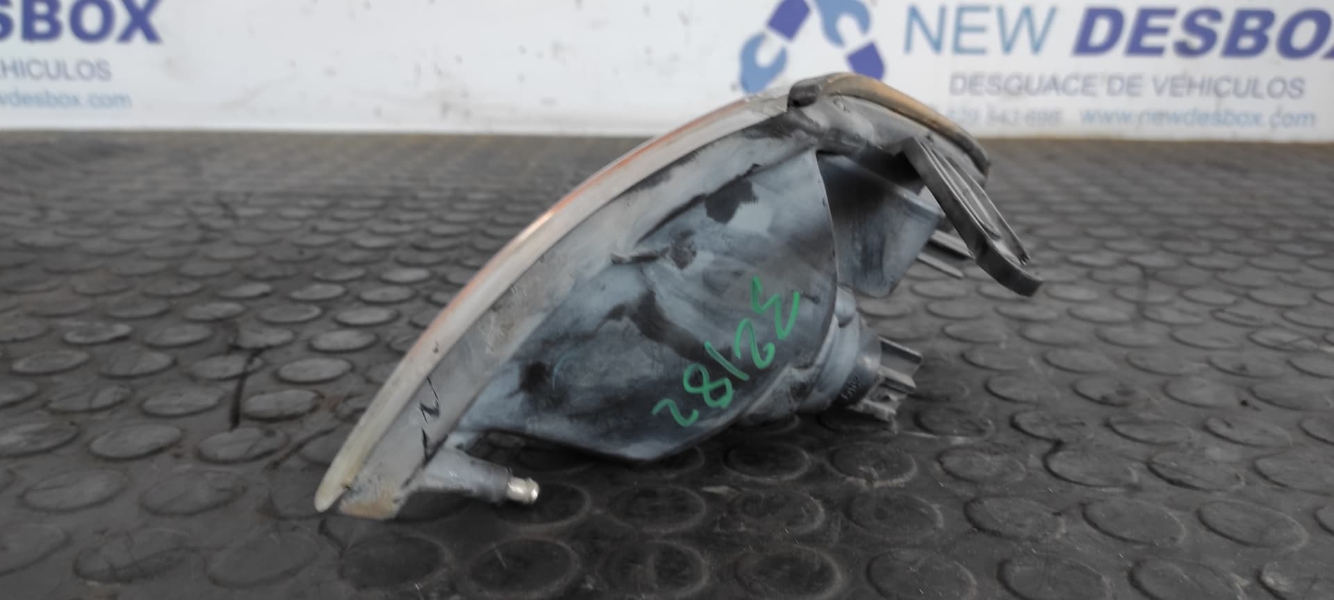 Recambio de PILOTO DELANTERO DERECHO para NISSAN ALMERA (N15) GX CD20 referencia OEM IAM 185251B   - VERDE 6