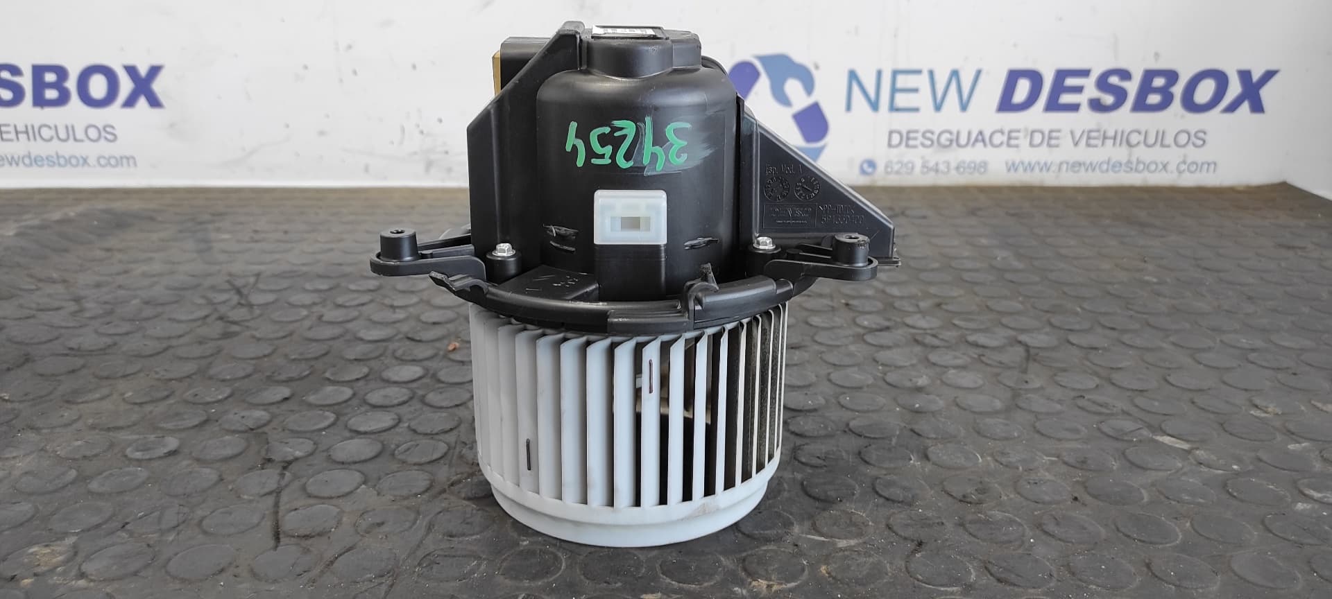 Recambio de MOTOR CALEFACCION para PEUGEOT 3008 YH01 referencia OEM IAM EJV00001   - NEGRO 8