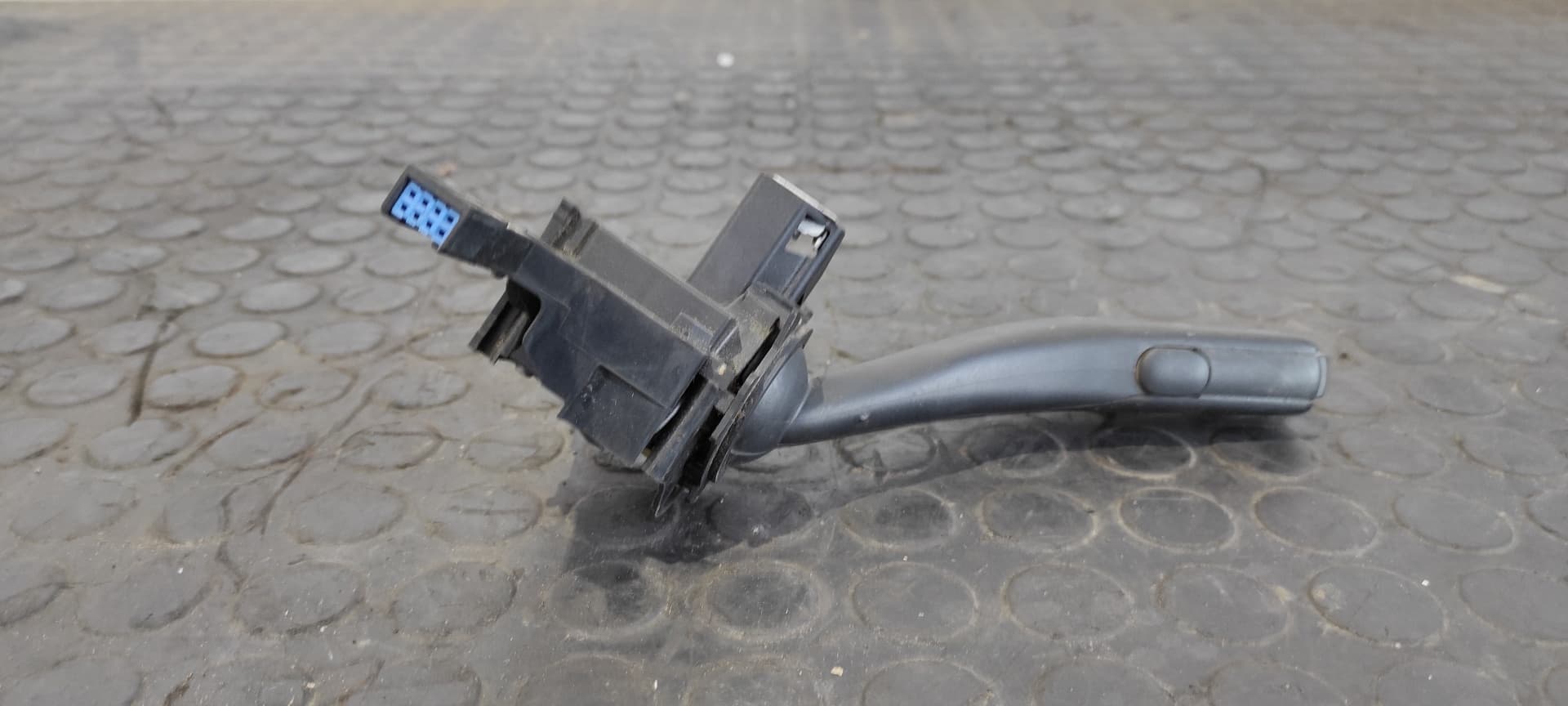 Recambio de MANDO LIMPIA para VOLKSWAGEN CADDY KA/KB (2K) 1.9 TDI BLS referencia OEM IAM 1K0953519A   - BLANCO 2