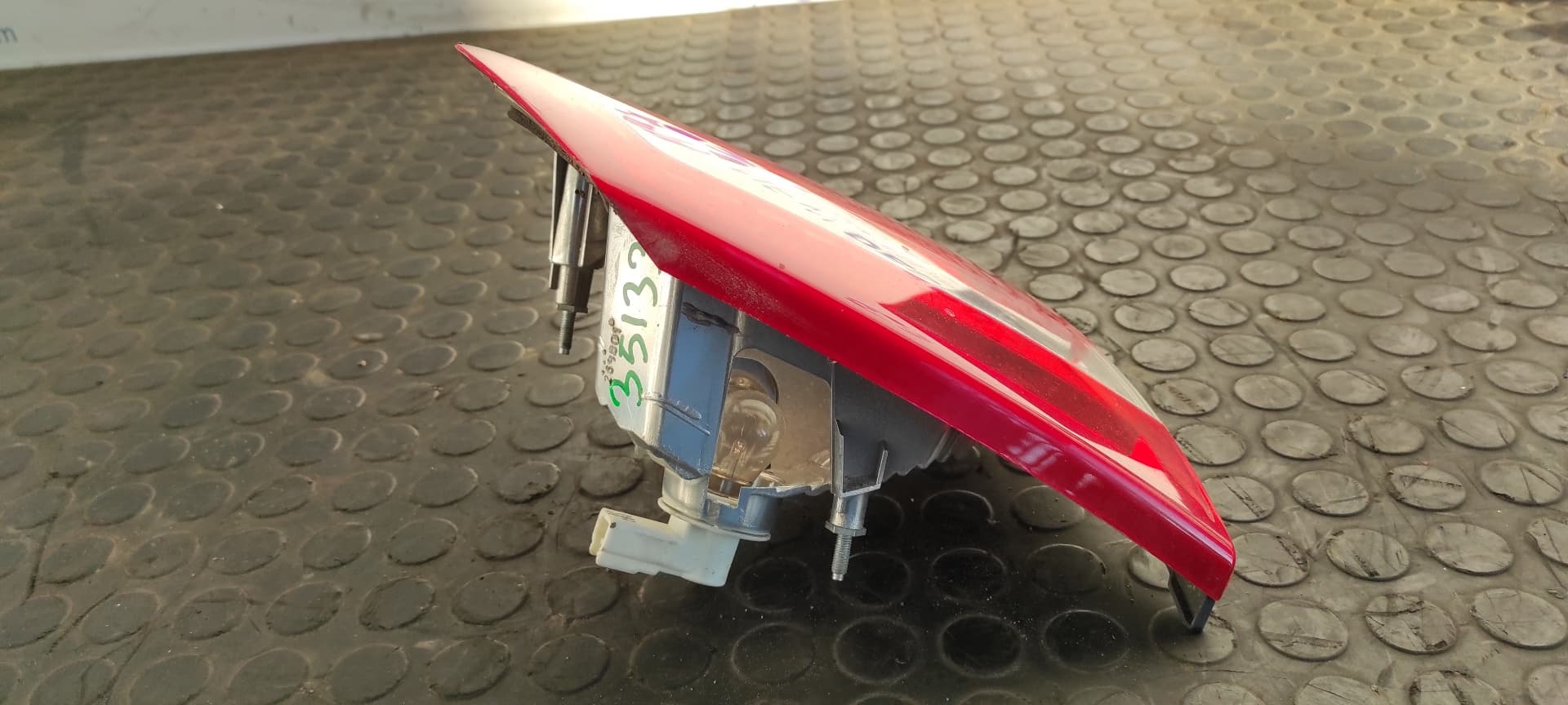 Recambio de PILOTO PORTON IZQUIERDO para CITROEN C4 PICASSO Avatar 5FW referencia OEM IAM 9653547777   - DORADA 2