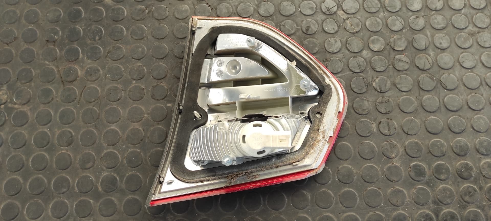 Recambio de PILOTO PORTON IZQUIERDO para CITROEN C4 PICASSO Avatar 5FW referencia OEM IAM 9653547777   - DORADA 6