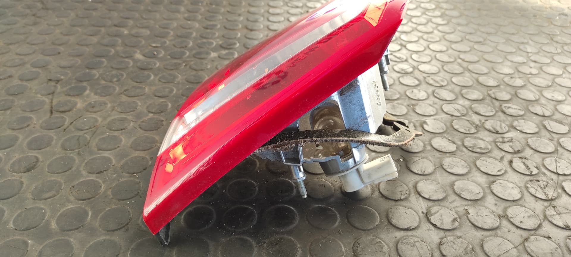 Recambio de PILOTO PORTON DERECHO para CITROEN C4 PICASSO Avatar 5FW referencia OEM IAM 9653547677   - DORADA 5
