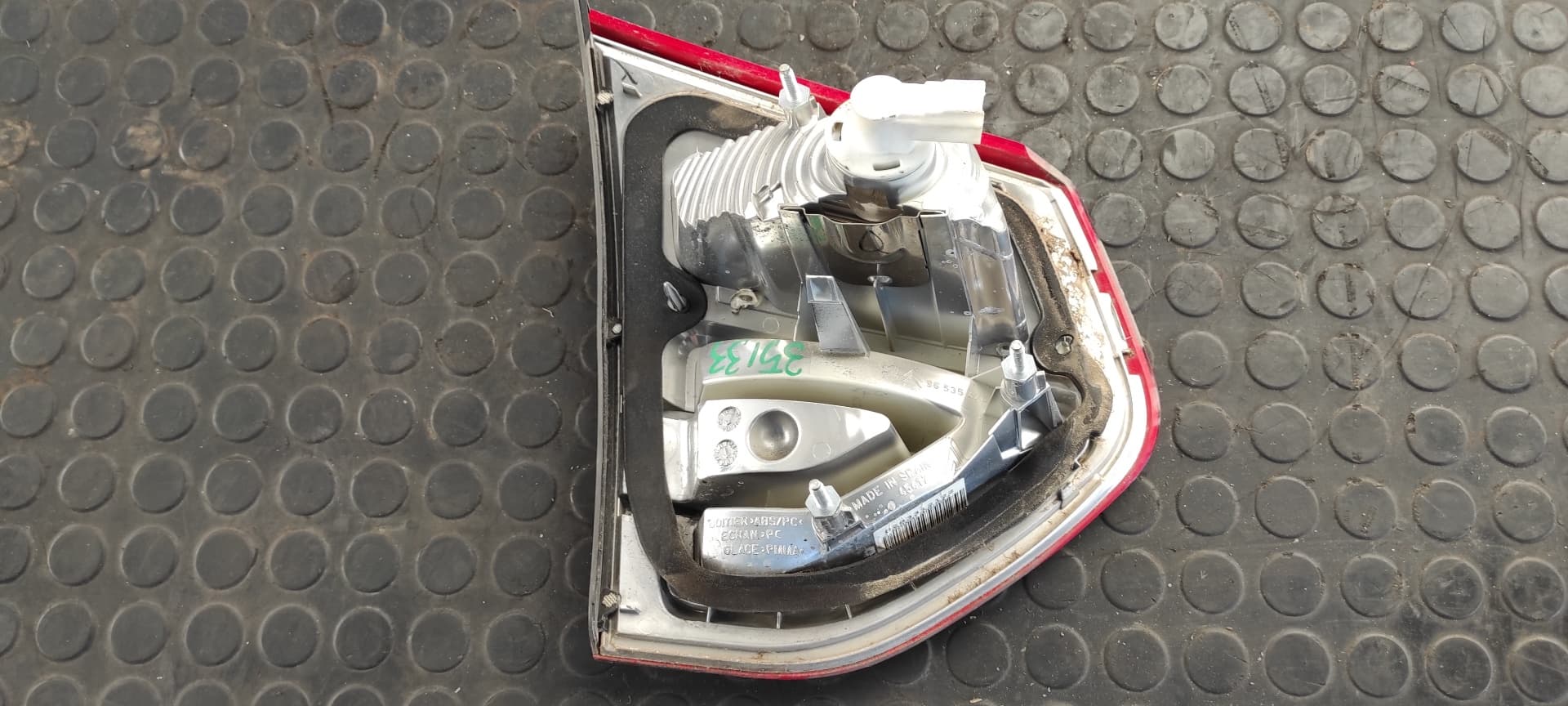 Recambio de PILOTO PORTON DERECHO para CITROEN C4 PICASSO Avatar 5FW referencia OEM IAM 9653547677   - DORADA 3