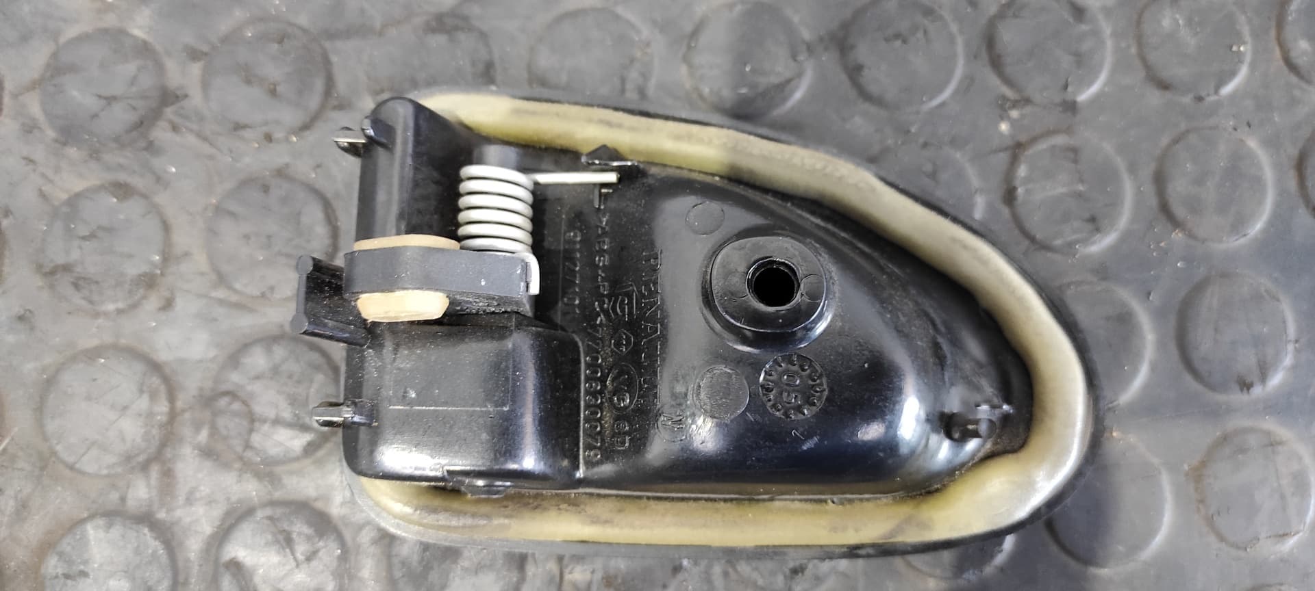 Recambio de MANETA INTERIOR TRASERA DERECHA para DACIA LOGAN Ambiance K7M F7 referencia OEM IAM 7700830079   - BLANCO 4