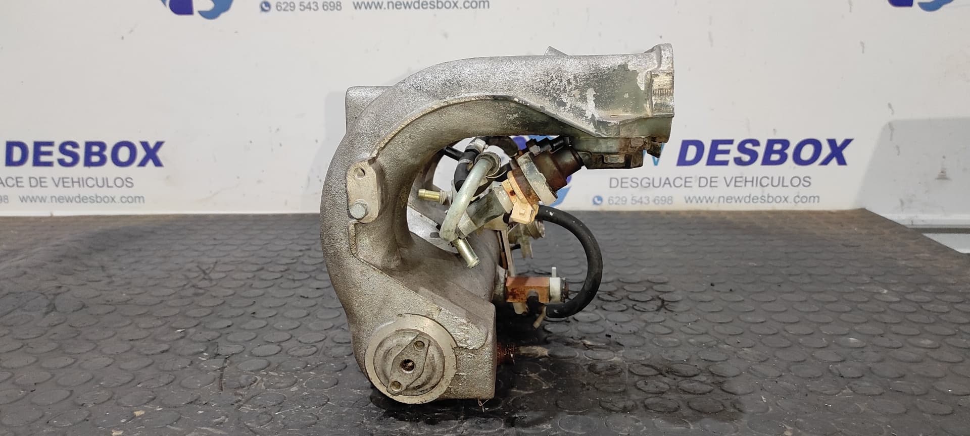 Recambio de COLECTOR ADMISION para OPEL MANTA B 2.0 referencia OEM IAM 90096048   - GRIS 5