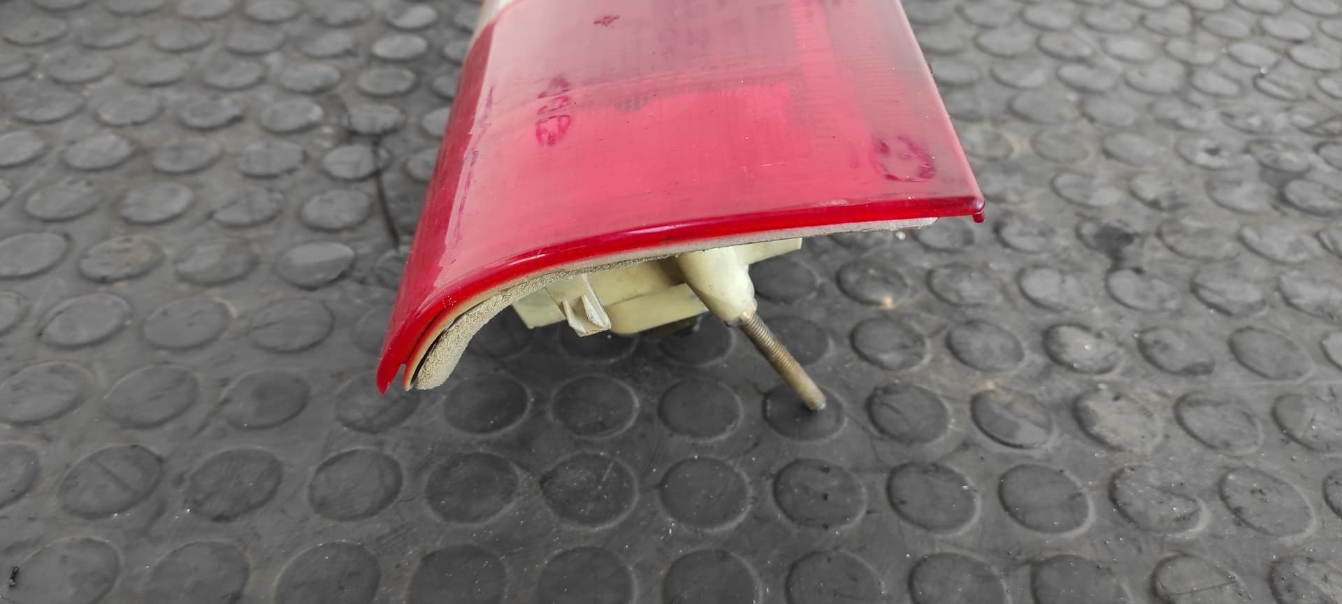 Recambio de PILOTO TRASERO IZQUIERDO para FORD FIESTA BERL./COURIER Surf RTD referencia OEM IAM D36VA   - BLANCO 8