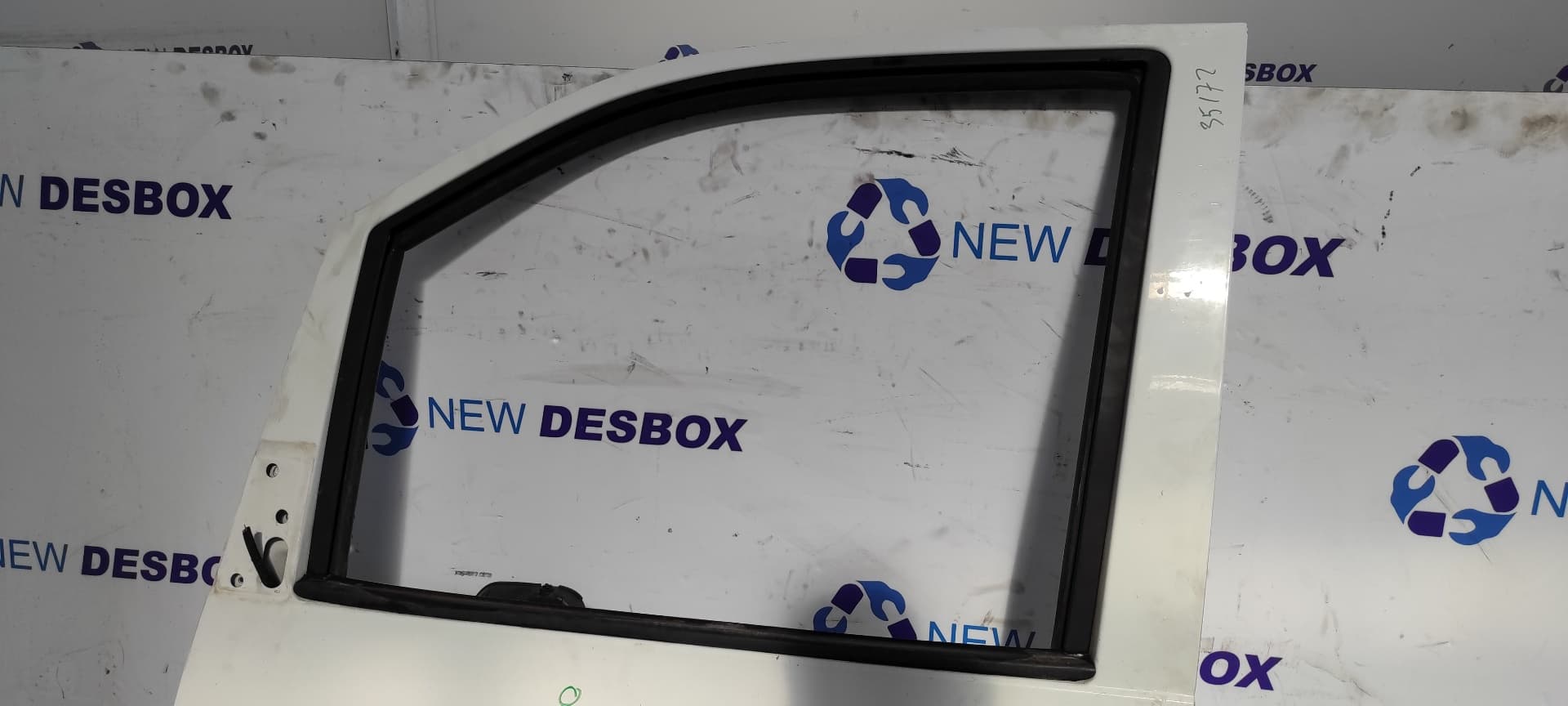 Recambio de PUERTA DELANTERA IZQUIERDA para FIAT SCUDO (222) 2.0 16V JTD ELX Kombi (7 Sitze) RHW referencia OEM IAM    - BLANCO 2