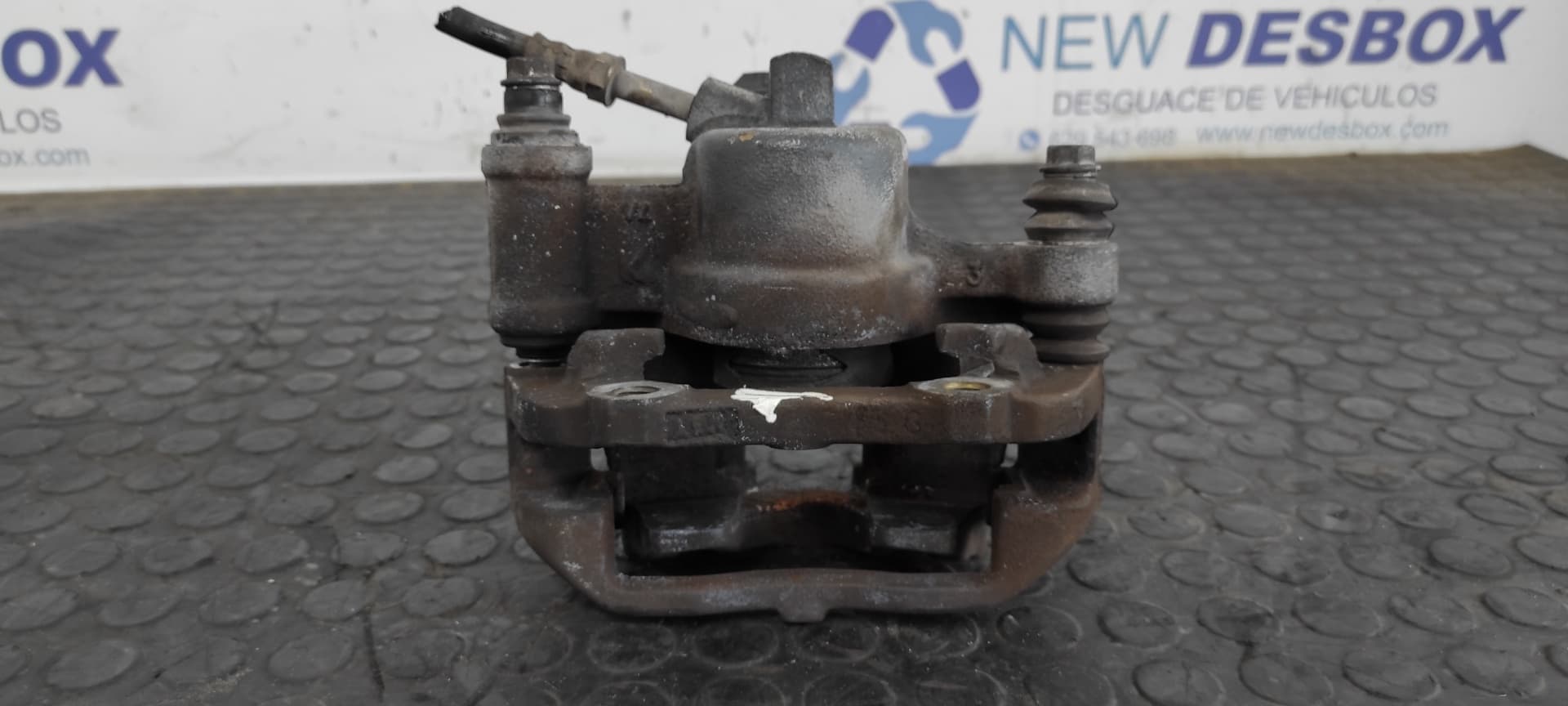 Recambio de PINZA DE FRENO TRASERA IZQUIERDA para VOLKSWAGEN LT CAJA ABIERTA (MOD. 1997) LT  28  Caja abierta ATA referencia OEM IAM BOSCH 52 221 LI   - BLANCO 7