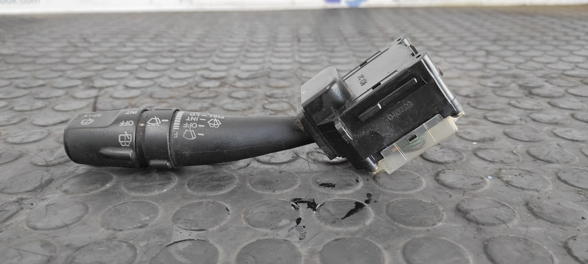 Recambio de MANDO LIMPIA para KIA CERATO 2.0 EX CRDi Berlina (4-ptas.) D4EA referencia OEM IAM 040726   - GRIS 6