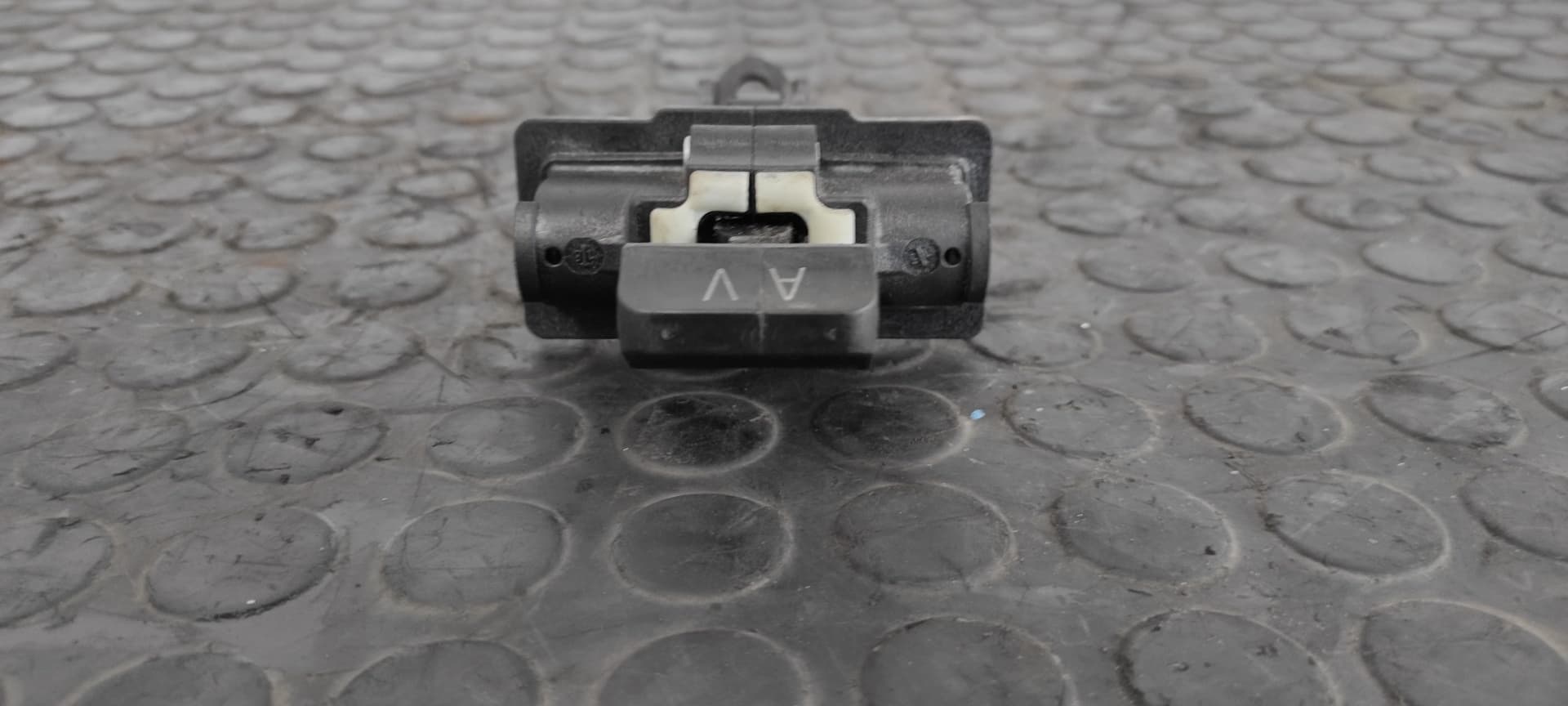 Recambio de RETENEDOR PUERTA DERECHA para PEUGEOT 3008 Allure YH01 referencia OEM IAM P8 ES72   - NEGRO 5