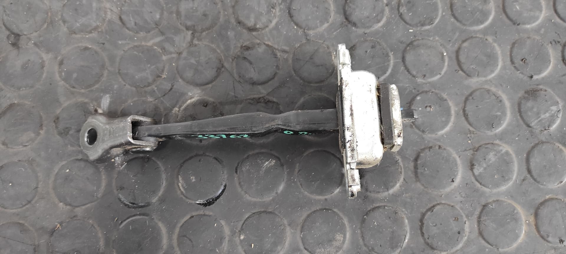 Recambio de RETENEDOR PUERTA DERECHA para HYUNDAI I30 Classic D4FB referencia OEM IAM    - BLANCO
