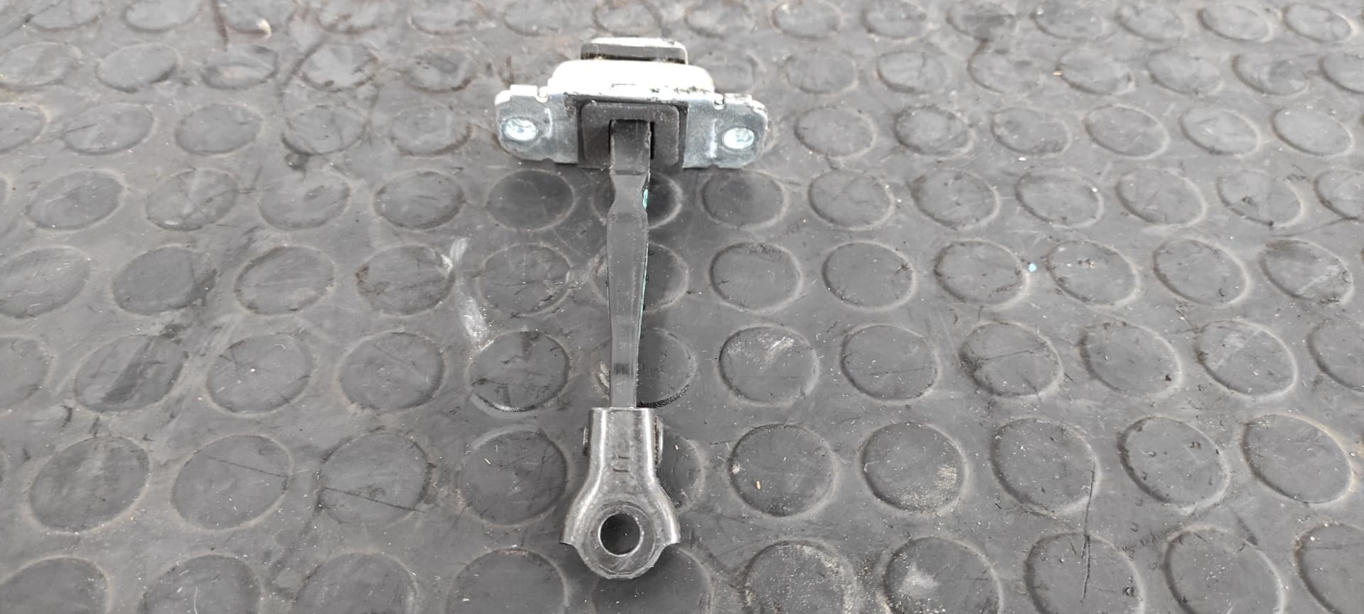 Recambio de RETENEDOR PUERTA DERECHA para HYUNDAI I30 Classic D4FB referencia OEM IAM    - BLANCO 2