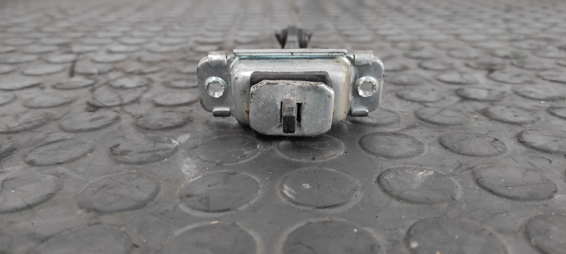 Recambio de RETENEDOR PUERTA DERECHA para HYUNDAI I30 Classic D4FB referencia OEM IAM    - BLANCO 4