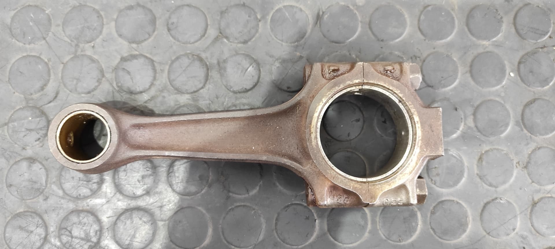 Recambio de BIELA para PORSCHE 924 2.0 M3101 referencia OEM IAM 33J 33H / 226226