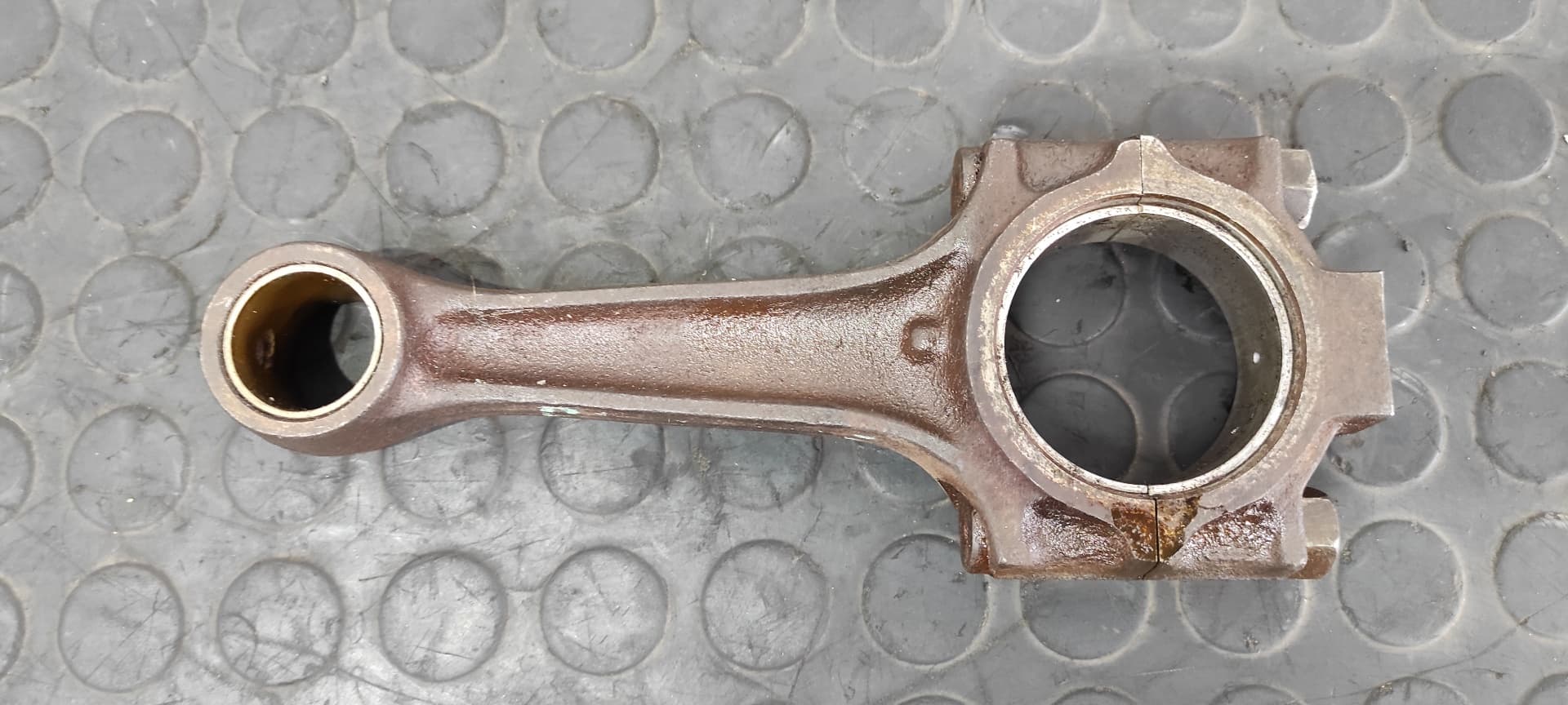 Recambio de BIELA para PORSCHE 924 2.0 M3101 referencia OEM IAM 33J 33H / 226226 3