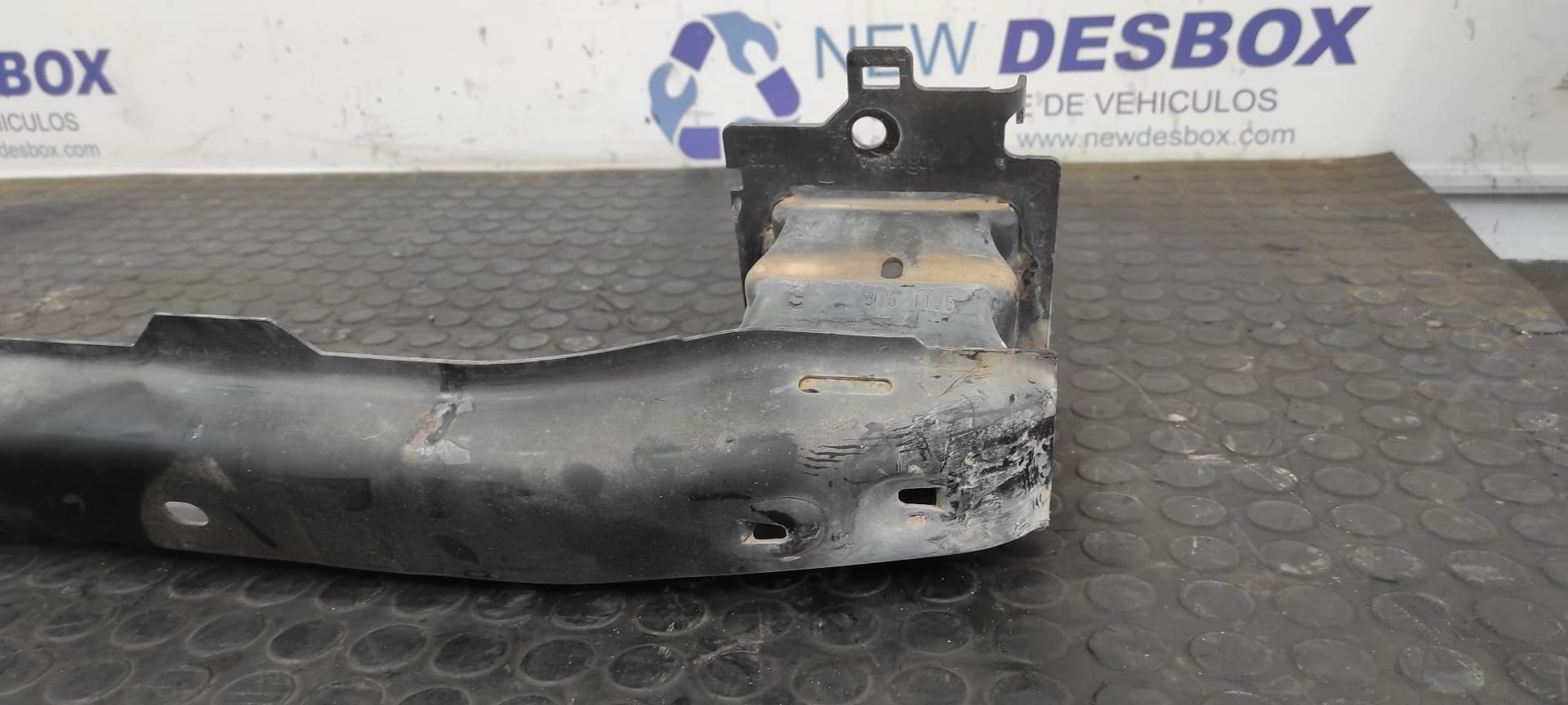 Recambio de REFUERZO PARAGOLPES DELANTERO para CITROEN C2 by Loeb NFU referencia OEM IAM 9644069880   - PLATA 6