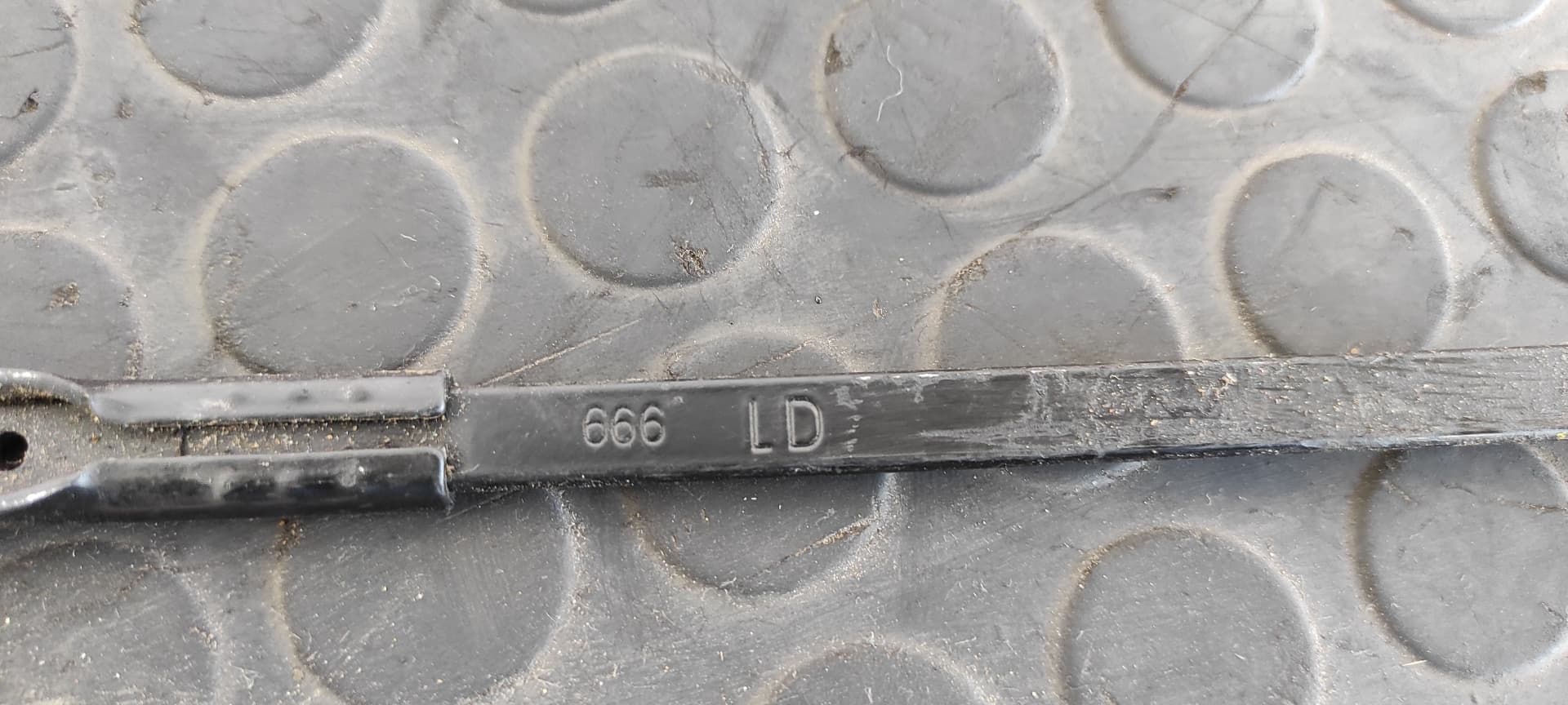 Recambio de BRAZO LIMPIA DELANTERO IZQUIERDO para NISSAN TERRANO/TERRANO.II (R20) 2.7 Turbodiesel TD27E referencia OEM IAM 666 LD   - VERDE 5