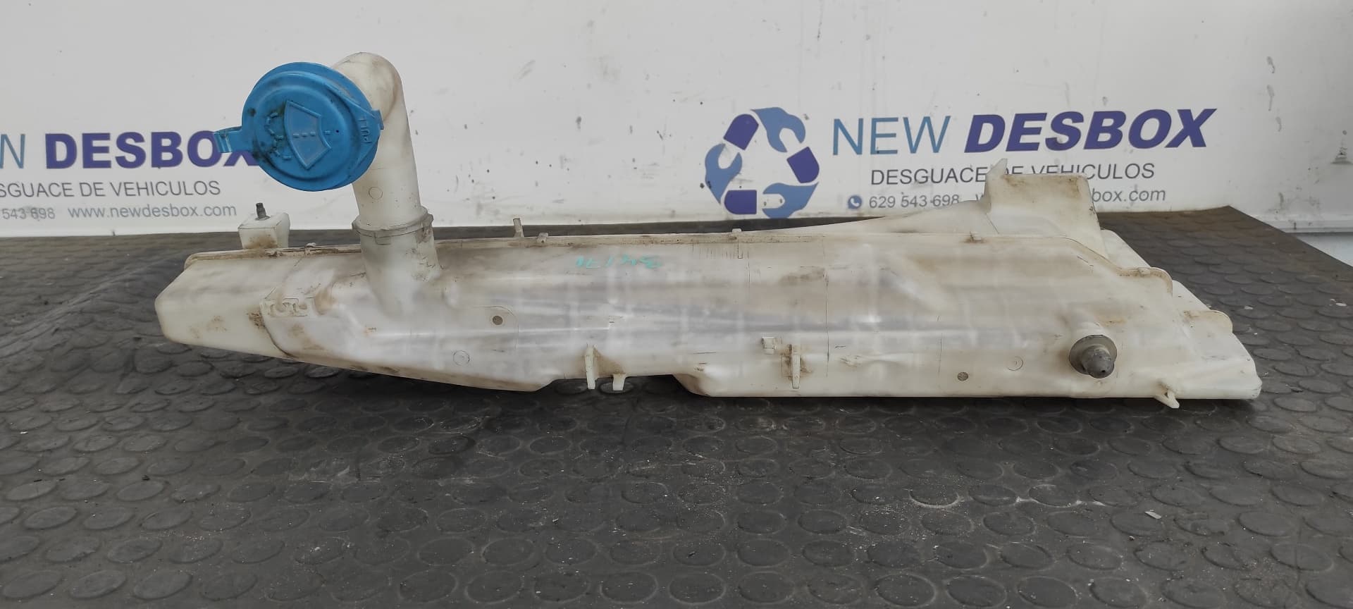 Recambio de DEPOSITO LIMPIA para SUZUKI GRAND VITARA 3 PUERTAS SQ (GT) 2.0 TD Básico RHW referencia OEM IAM 060851126   - GRIS