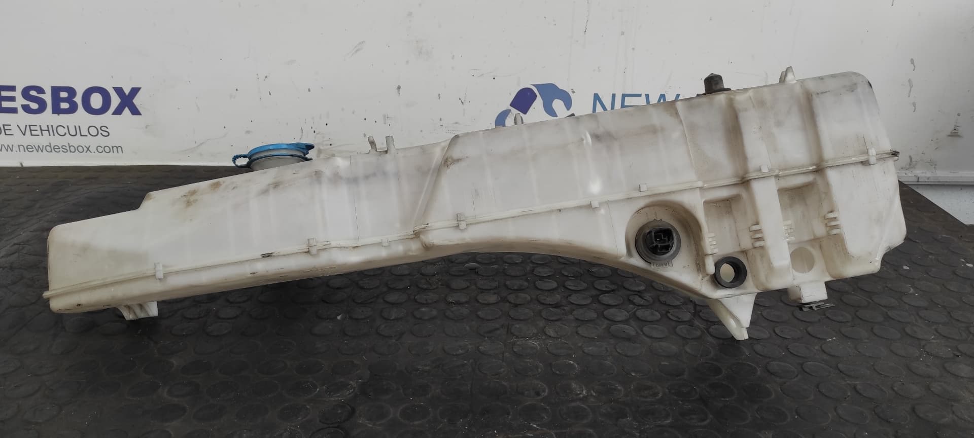 Recambio de DEPOSITO LIMPIA para SUZUKI GRAND VITARA 3 PUERTAS SQ (GT) 2.0 TD Básico RHW referencia OEM IAM 060851126   - GRIS 4