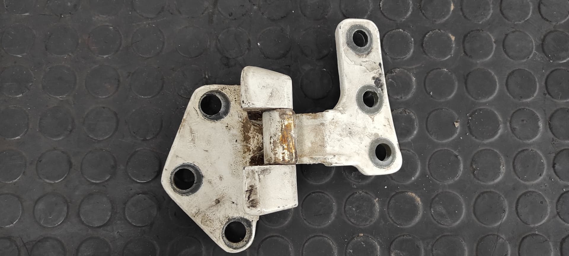 Recambio de BISAGRAS PUERTA TRASERA DERECHA para NISSAN SERENA (C23M) referencia OEM IAM