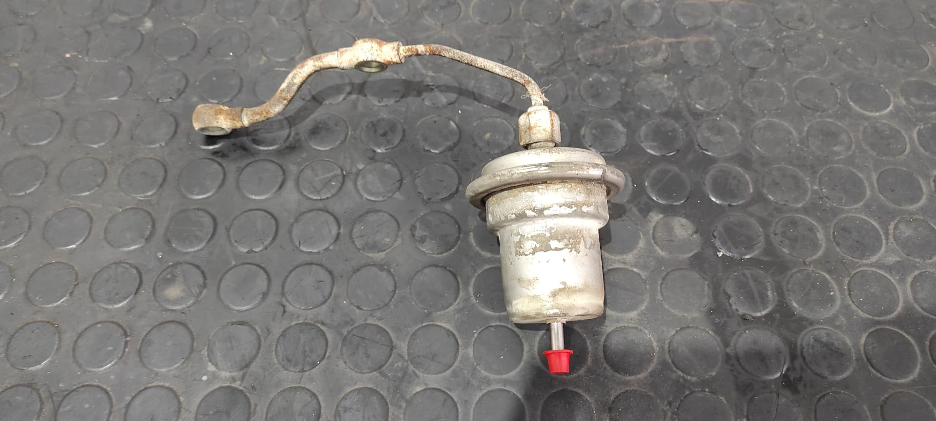 Recambio de BOMBA COMBUSTIBLE para MERCEDES-BENZ CLASE C (W201) BERLINA E 190 (201.024) M102961 referencia OEM IAM 0004760521   - GRIS