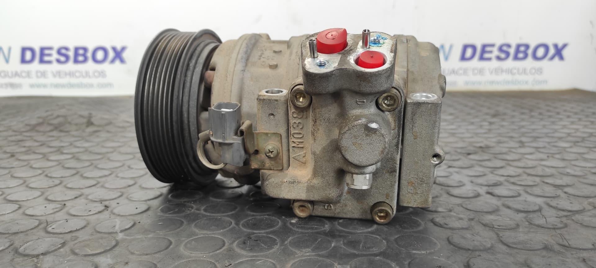 Recambio de COMPRESOR AIRE ACONDICIONADO para LAND ROVER DISCOVERY (LT) TD5 Trophy 15P referencia OEM IAM 4472004962 - PLATA 2