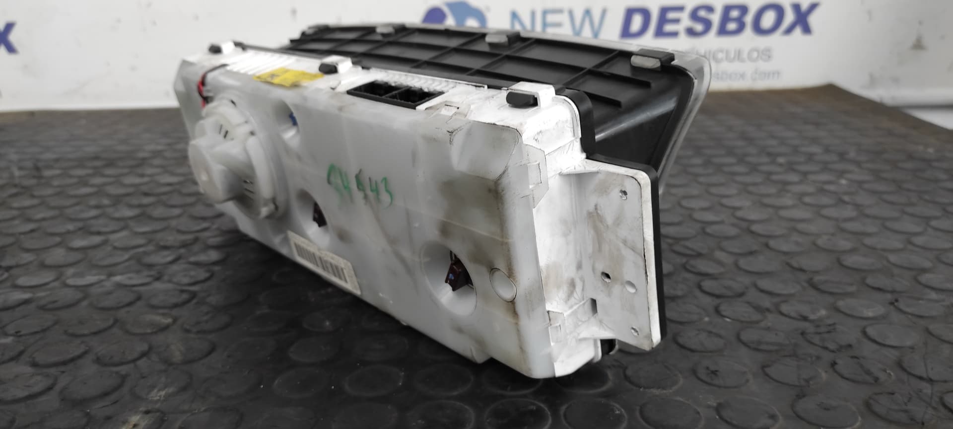 Recambio de CUADRO INSTRUMENTOS para LAND ROVER DISCOVERY (LT) 15P referencia OEM IAM YAC114022   - PLATA 7